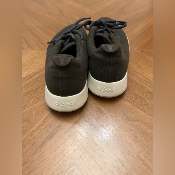 Allbirds Men’s Wool Runners - Picture 2 of 6